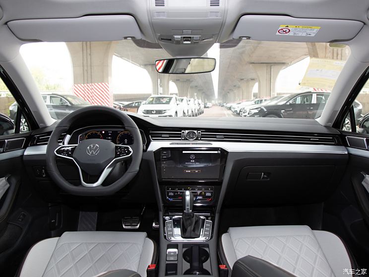迈腾众享款280TSI豪华型上市 一口价14.98万元 1.4T+7DCT动力组合