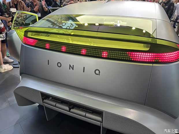 定位纯电小型SUV 尾部致敬丰田奕泽？现代IONIQ 3假想图来了！